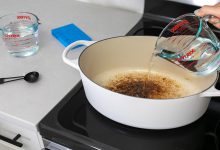 تصویر چگونه قابلمه سوخته را تمیز کنیم؟