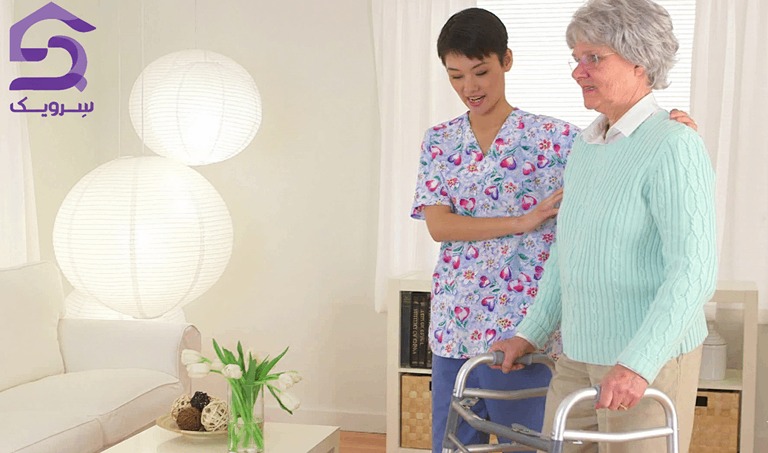 وظایف پرستار سالمند در منزل [17 مورد برای انتخاب مطمئن]