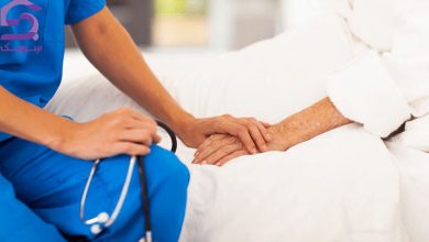 تصویر وظایف پرستار سالمند در منزل [17 مورد برای انتخاب مطمئن]