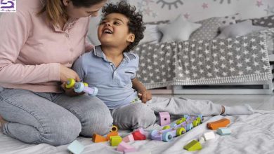 تصویر 13 ویژگی پرستار کودک خوب [راهنمای جامع برای خانواده‌ها‌]